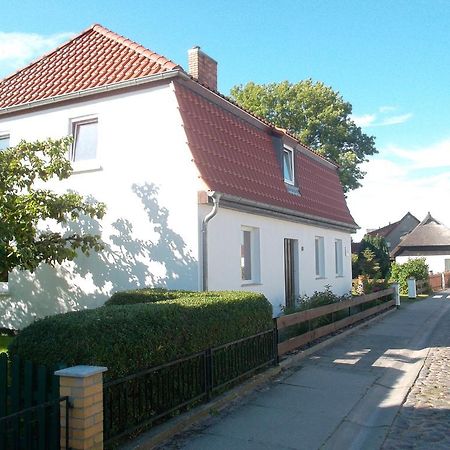 Ferienwohnung Am Greifswalder Bodden Wieck Szoba fotó