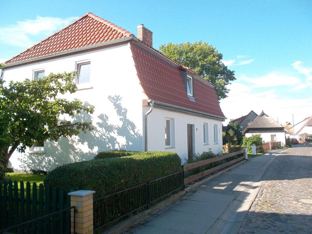Ferienwohnung Am Greifswalder Bodden Wieck Szoba fotó